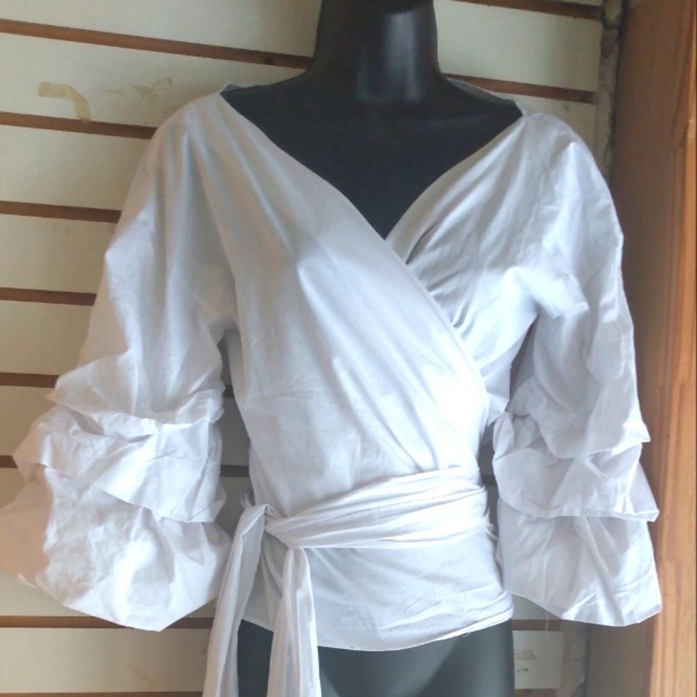 Shirt V Neck w/ Long Tie around Waist & Puffed Sleeve